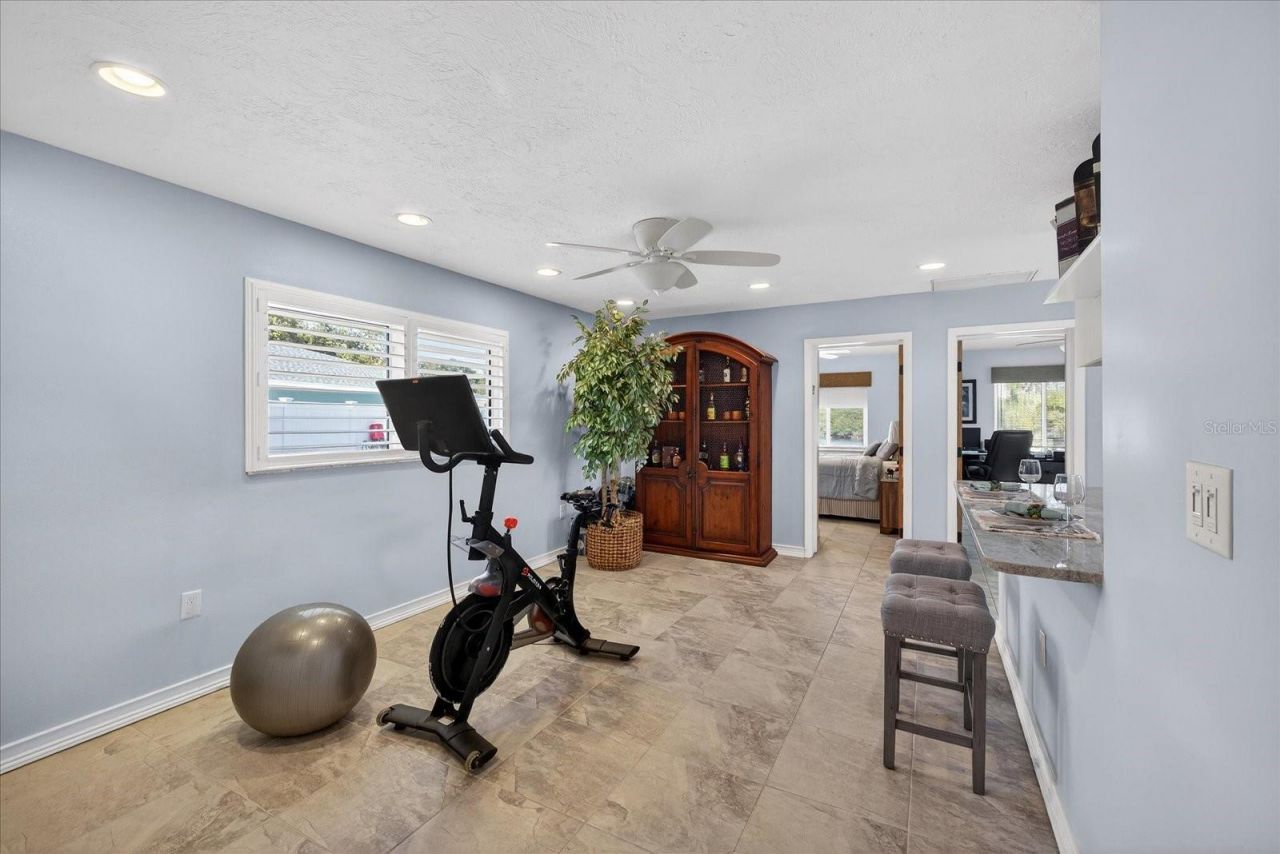 853 Seacrest Drive, Largo, FL 33771 Photo