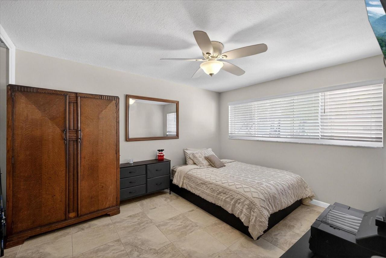 853 Seacrest Drive, Largo, FL 33771 Photo