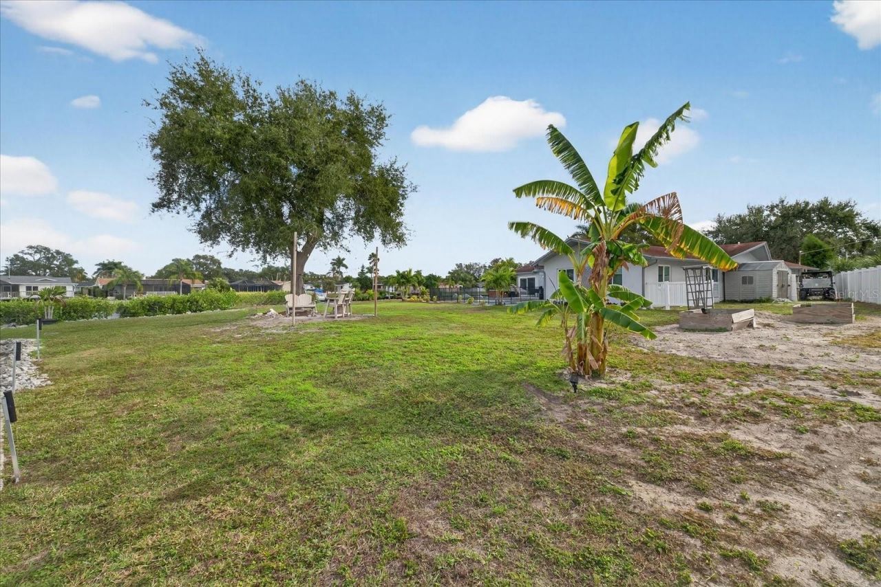 853 Seacrest Drive, Largo, FL 33771 Photo