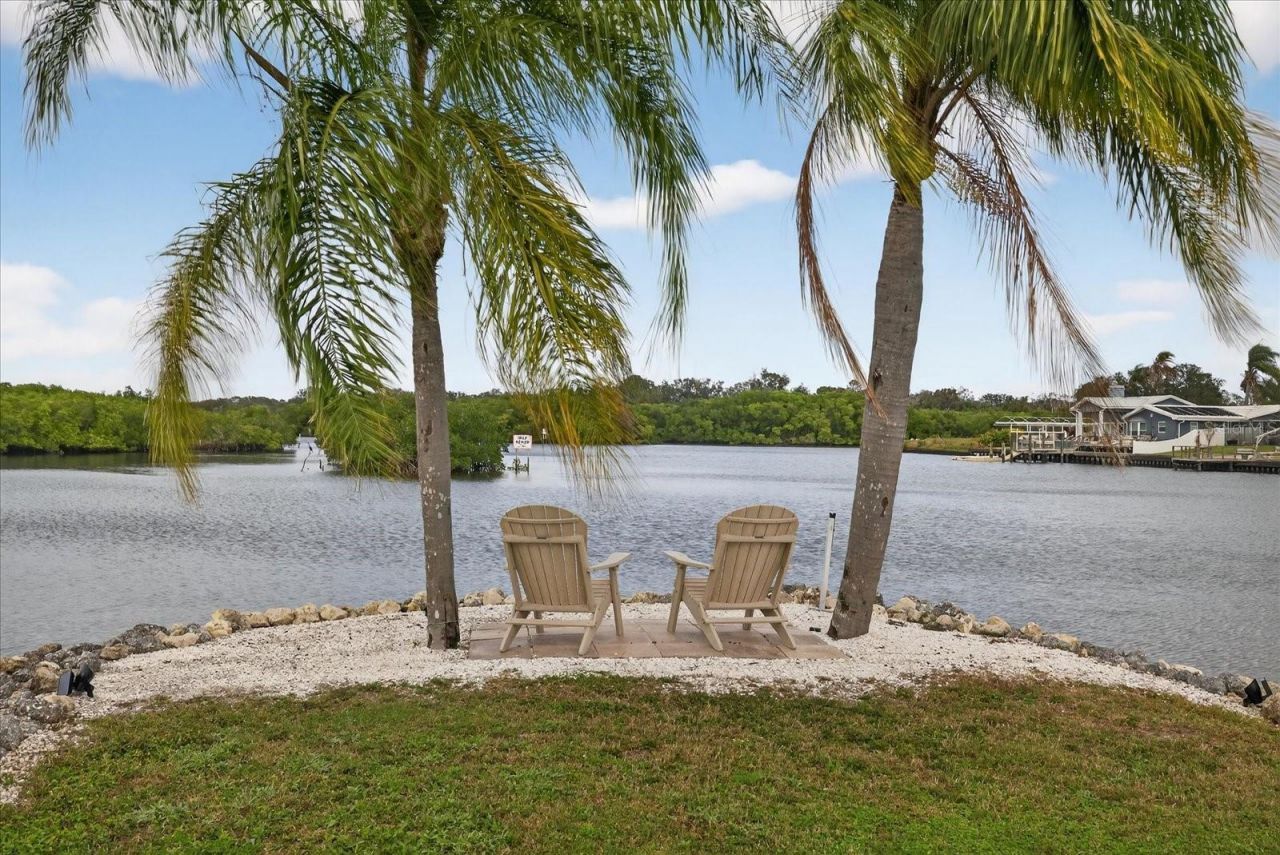 853 Seacrest Drive, Largo, FL 33771 Photo