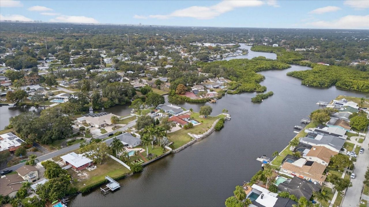 853 Seacrest Drive, Largo, FL 33771 Photo