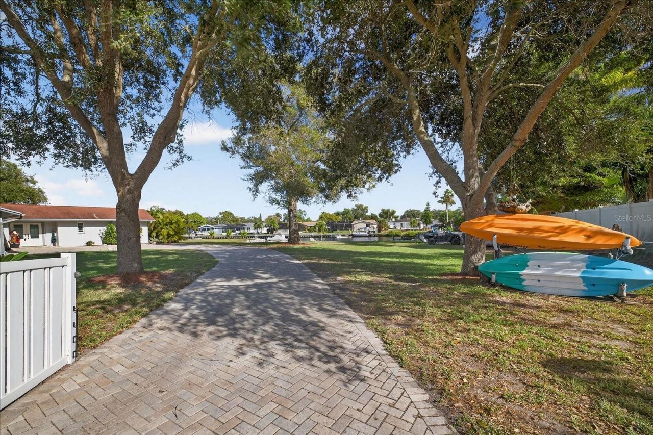 853 Seacrest Drive, Largo, FL 33771 Photo