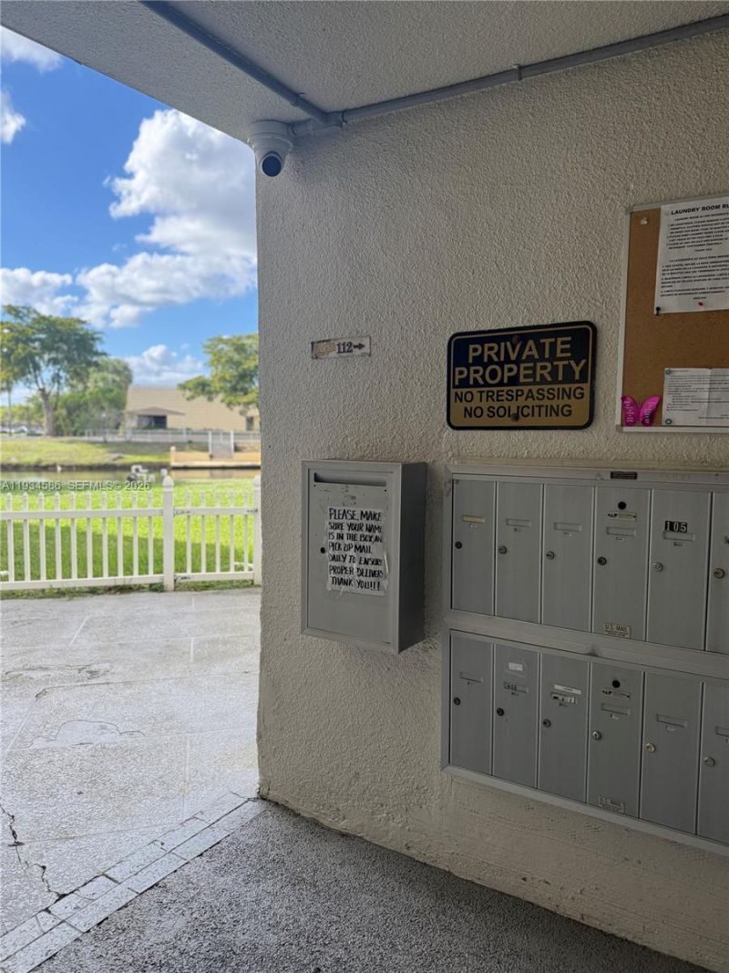 8100 Sunrise Lakes Blvd , Unit 109, Sunrise, FL 33322 Photo