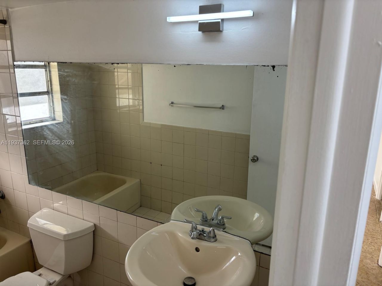 12035 NE 2nd Ave , Unit A421, North Miami, FL 33161 Photo