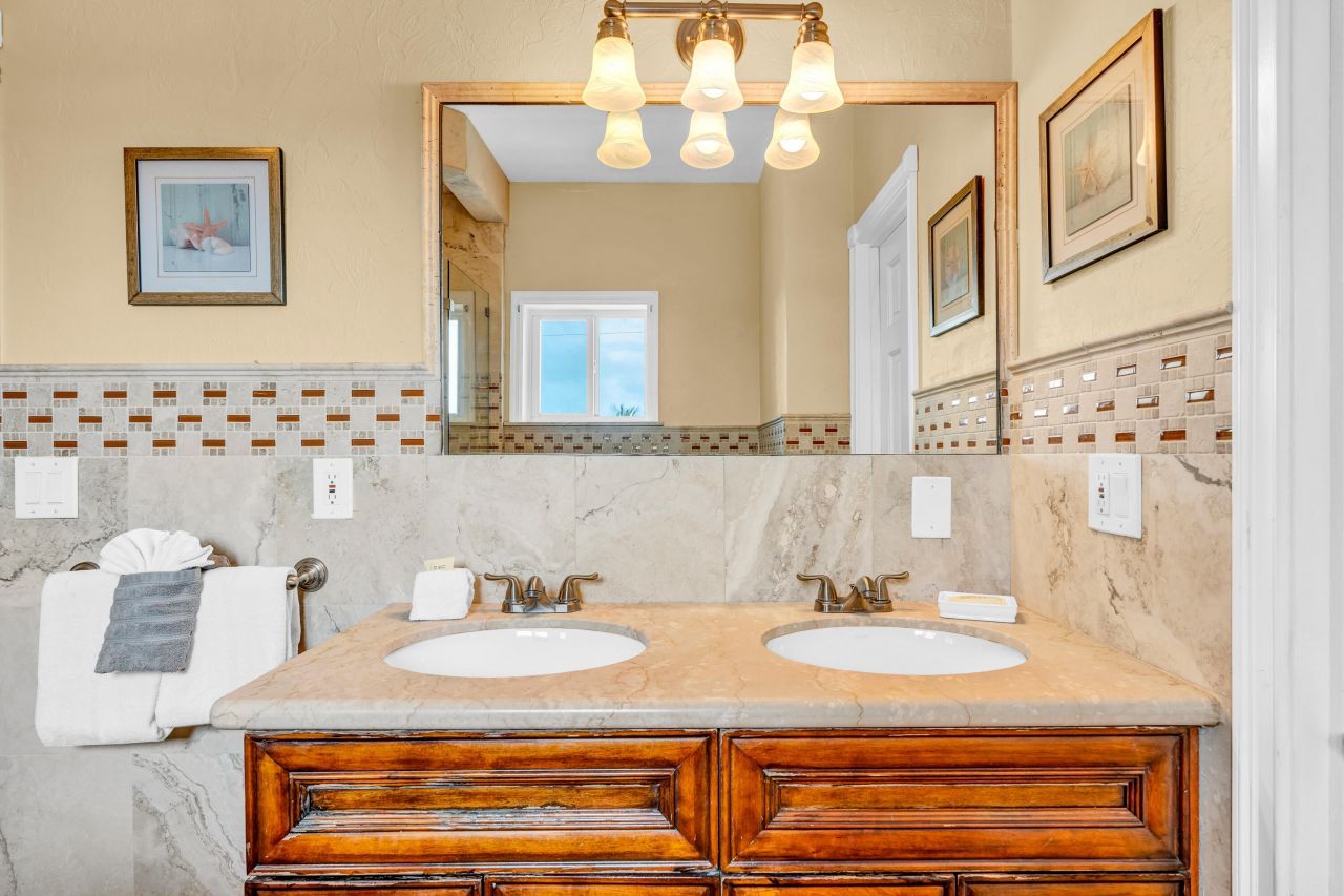 321 Calz. De Bougainvillea, Marathon, FL 33050 Photo