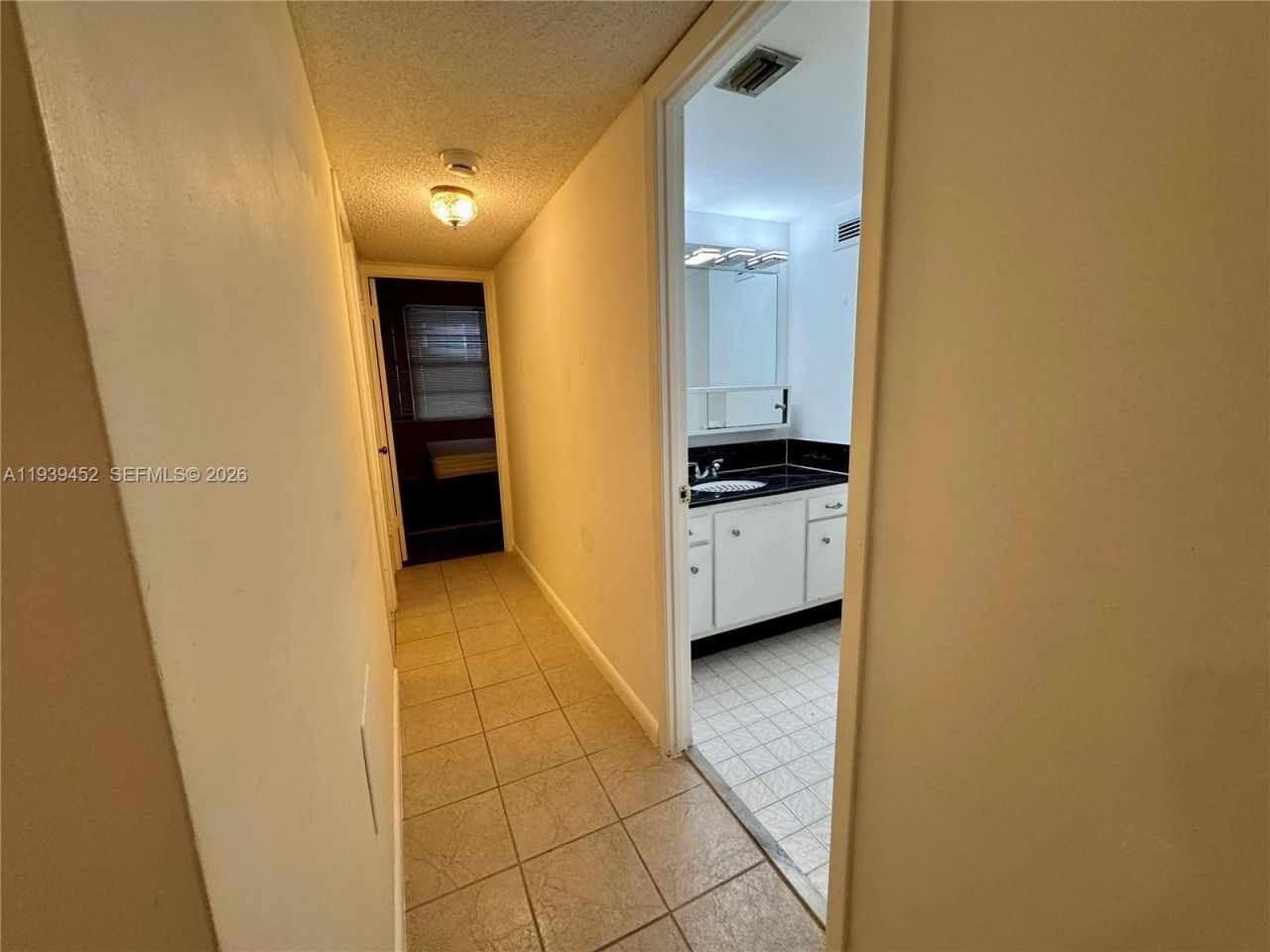 18021 Biscayne Blvd, Unit 304, Aventura, FL 33160 Photo