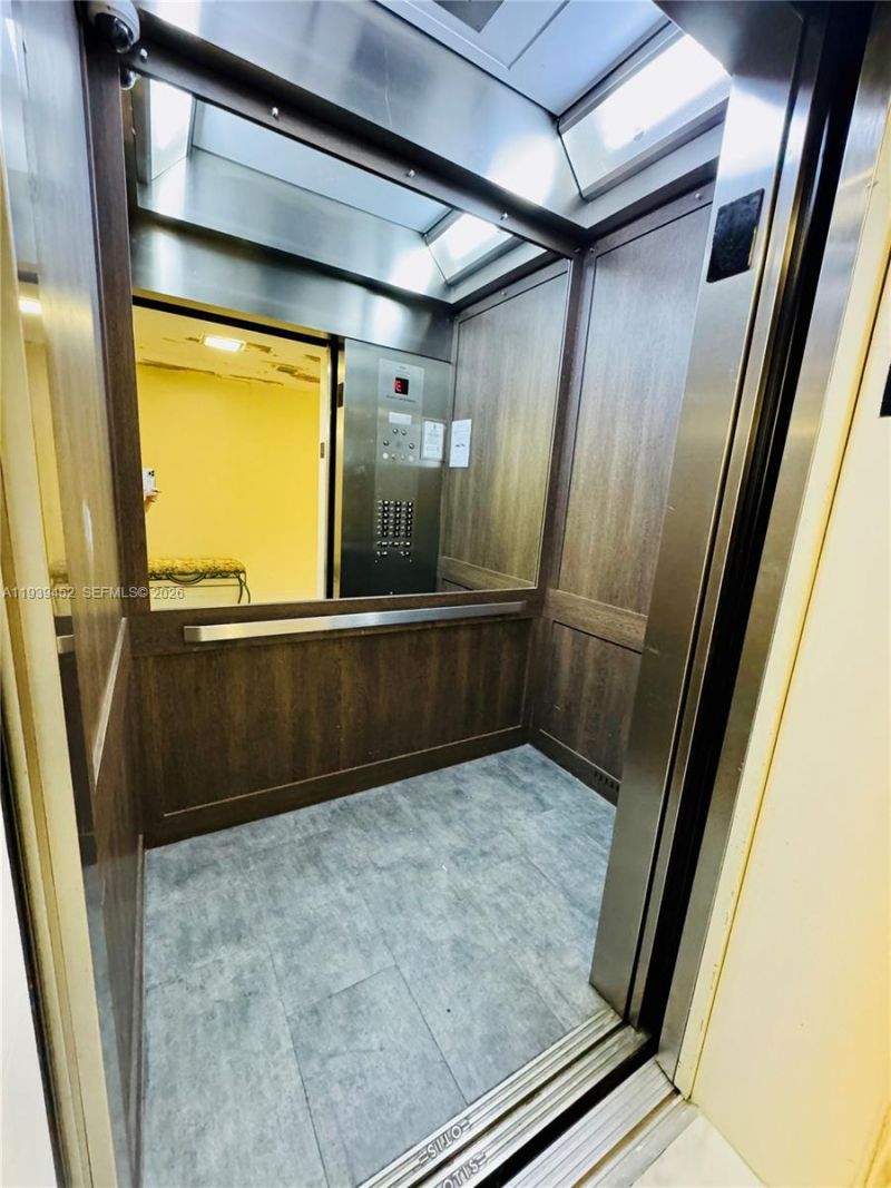 18021 Biscayne Blvd, Unit 304, Aventura, FL 33160 Photo