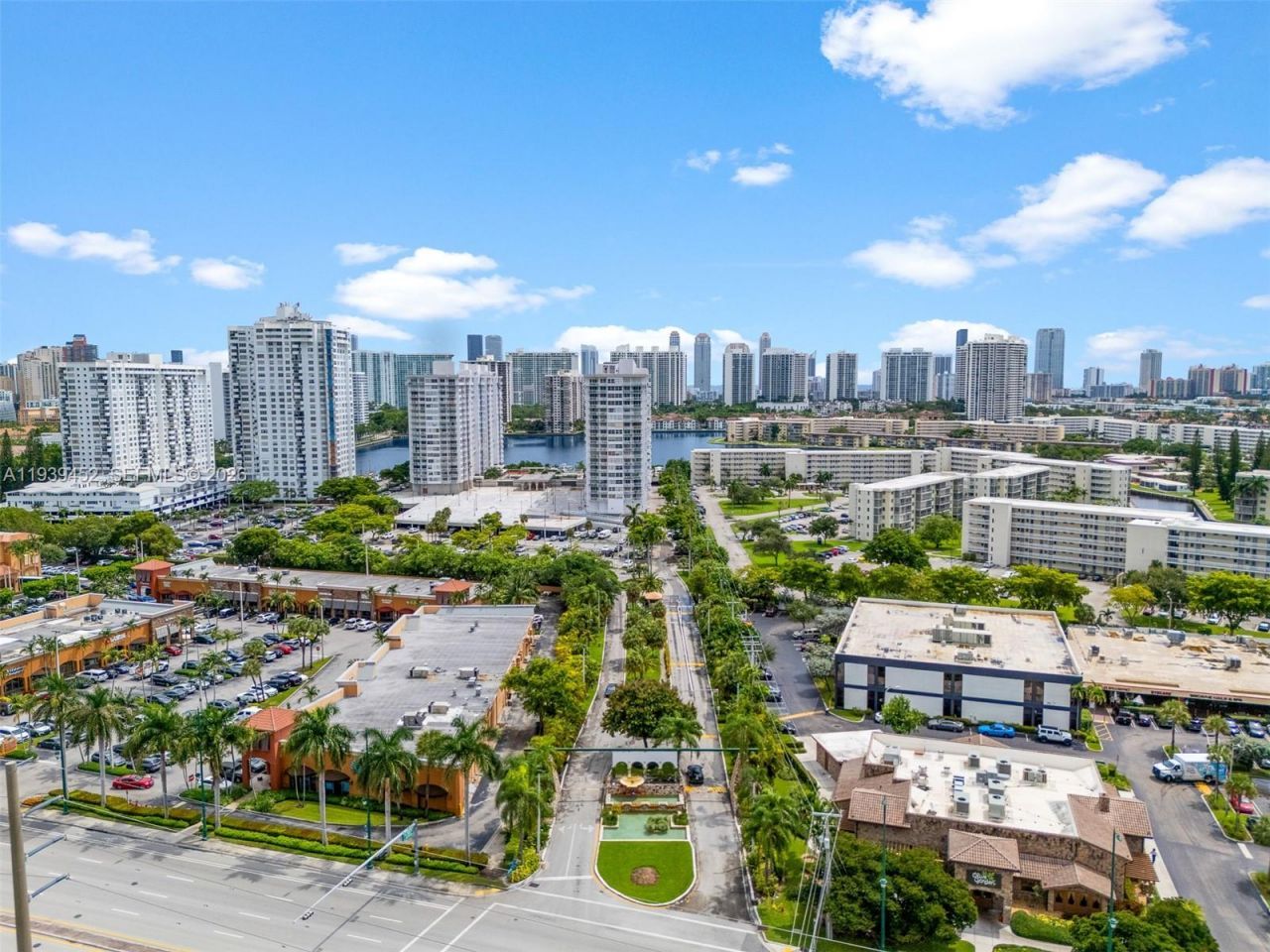 18021 Biscayne Blvd, Unit 304, Aventura, FL 33160 Photo