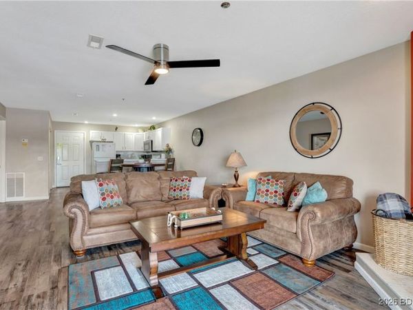 1481 Ledges Drive, Unit 1012, Osage Beach, MO 65065