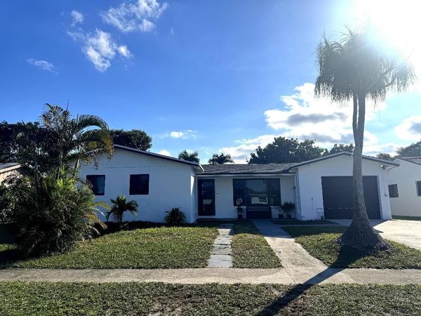 4170 Sussex Avenue, Lake Worth, FL 33461