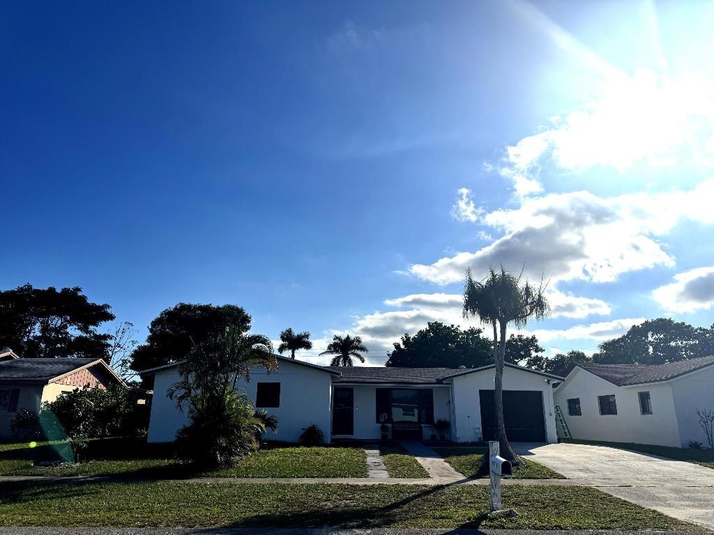 4170 Sussex Avenue, Lake Worth, FL 33461 Photo
