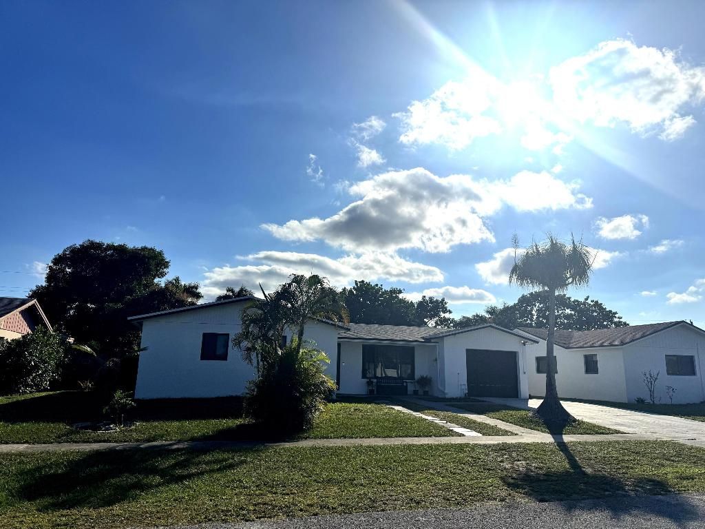 4170 Sussex Avenue, Lake Worth, FL 33461 Photo