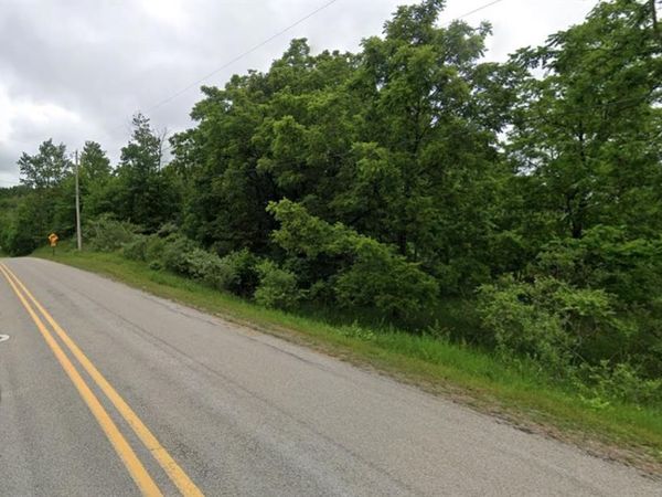 1140 E Darga Road, Kasson Twp, MI 49621