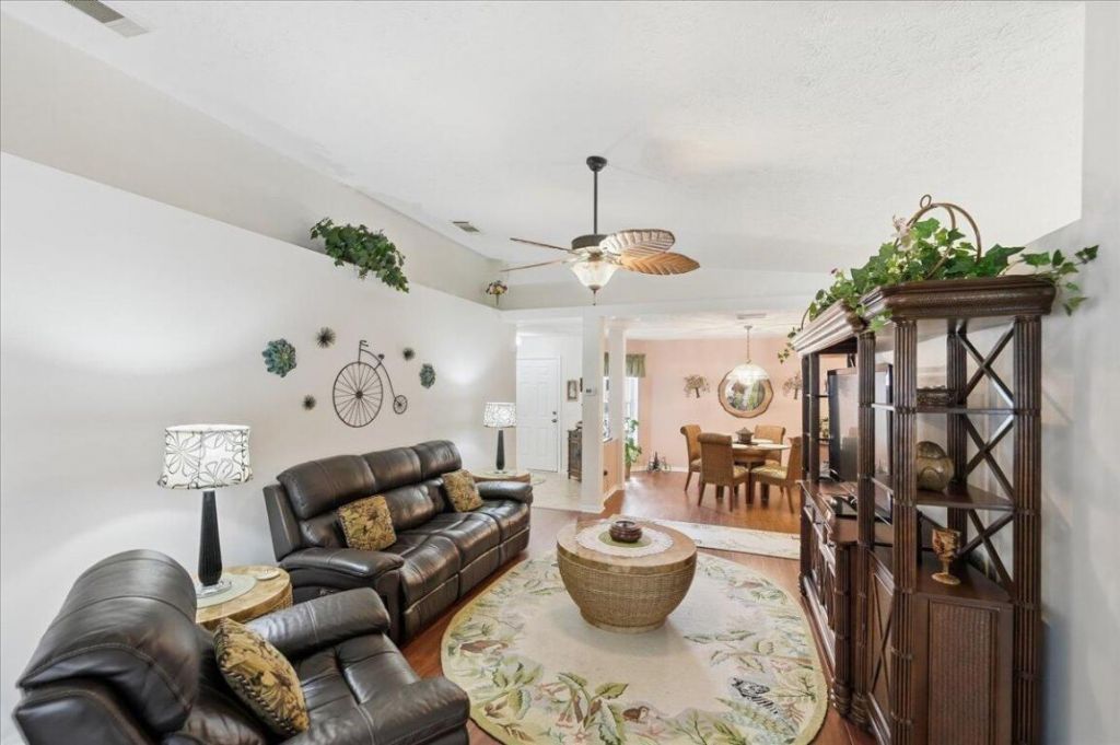 6144 Alexandria Circle, Fort Pierce, FL 34982 Photo