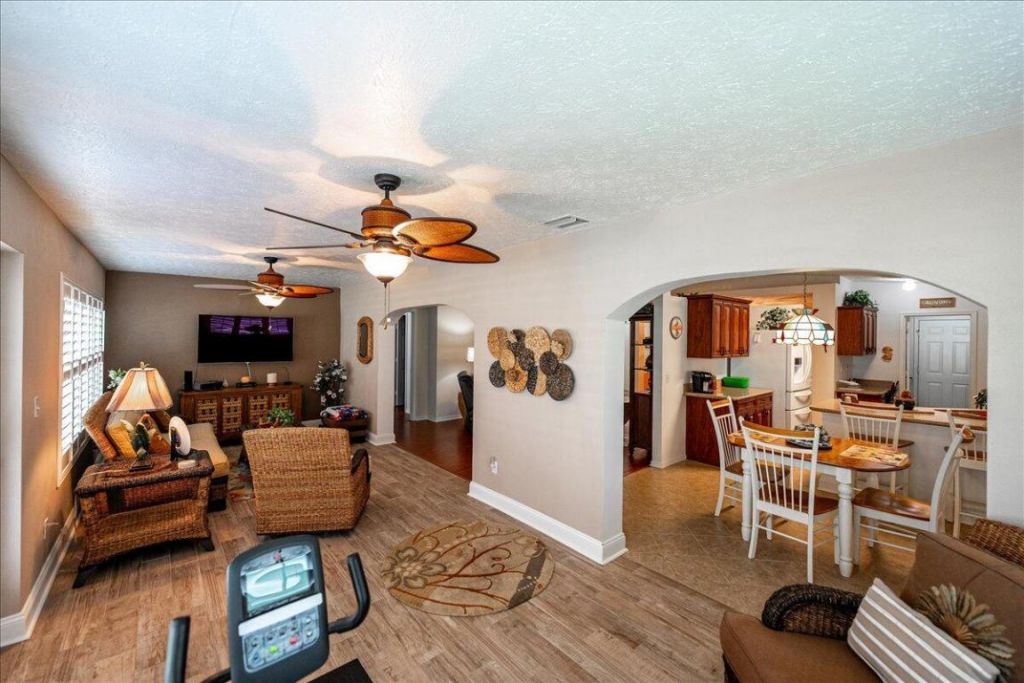 6144 Alexandria Circle, Fort Pierce, FL 34982 Photo