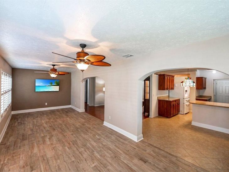 6144 Alexandria Circle, Fort Pierce, FL 34982