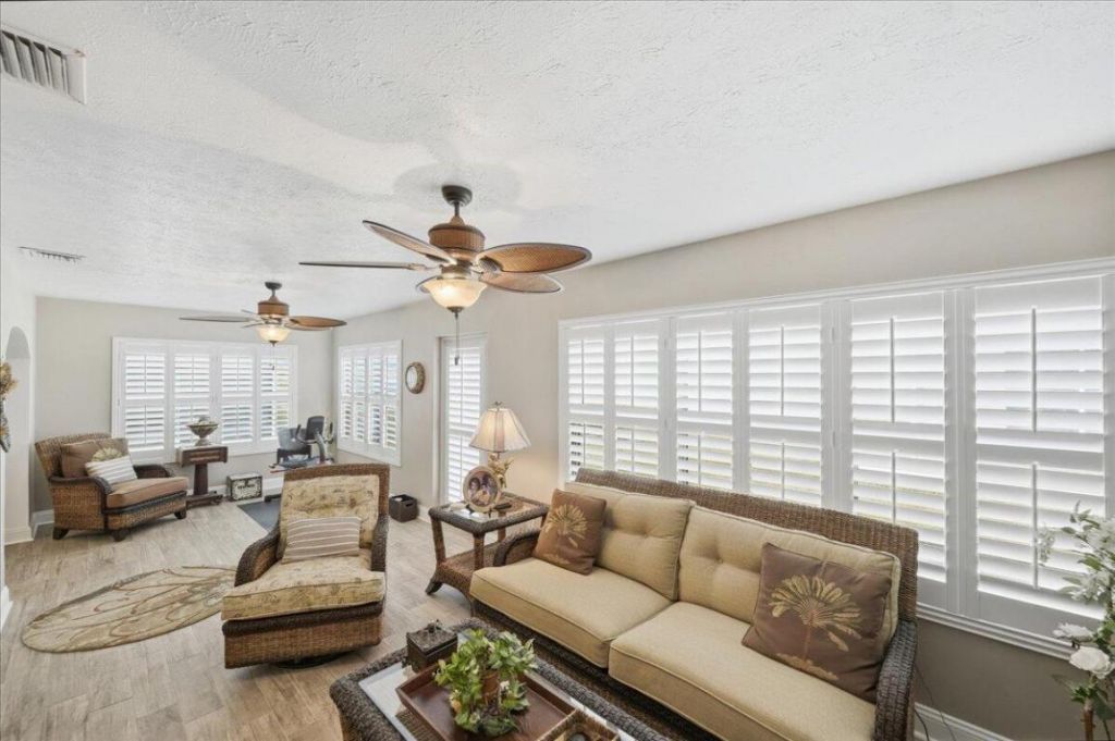 6144 Alexandria Circle, Fort Pierce, FL 34982 Photo