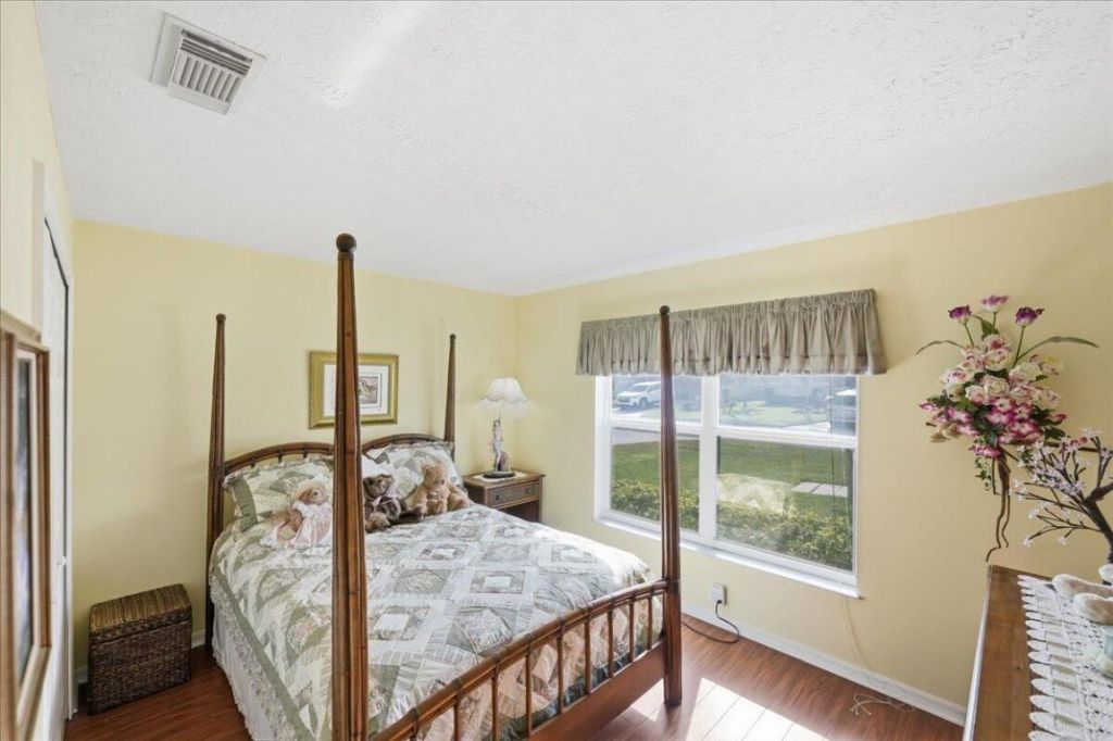 6144 Alexandria Circle, Fort Pierce, FL 34982 Photo