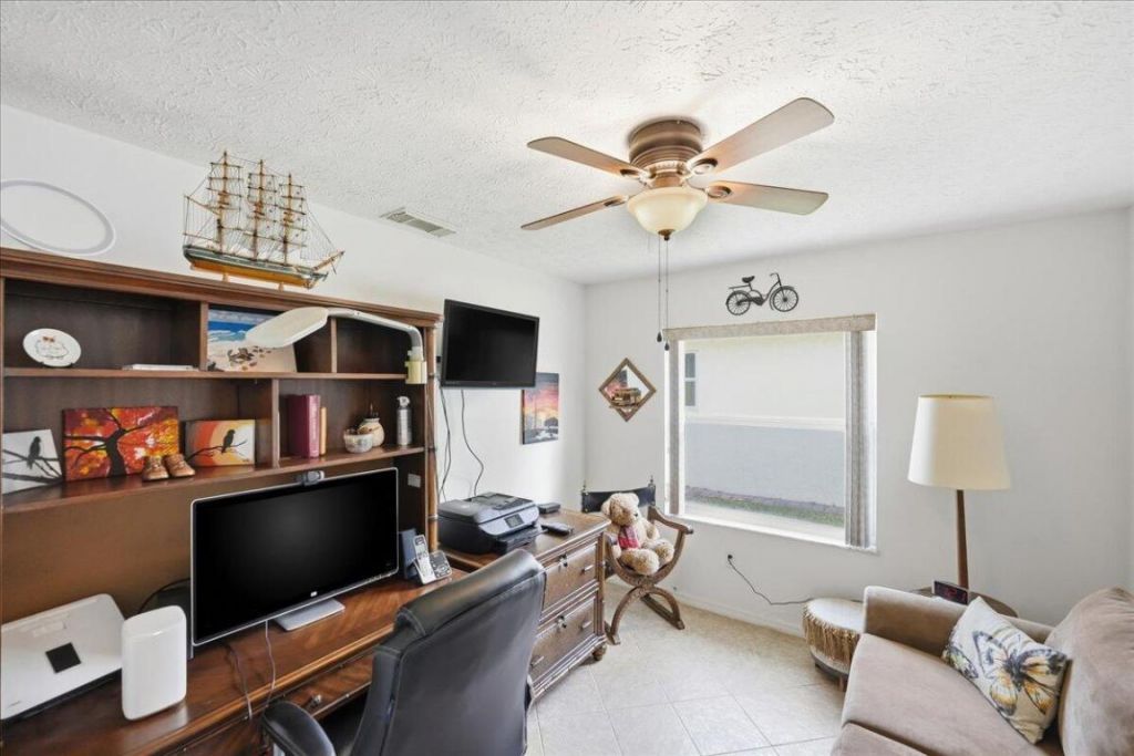 6144 Alexandria Circle, Fort Pierce, FL 34982 Photo