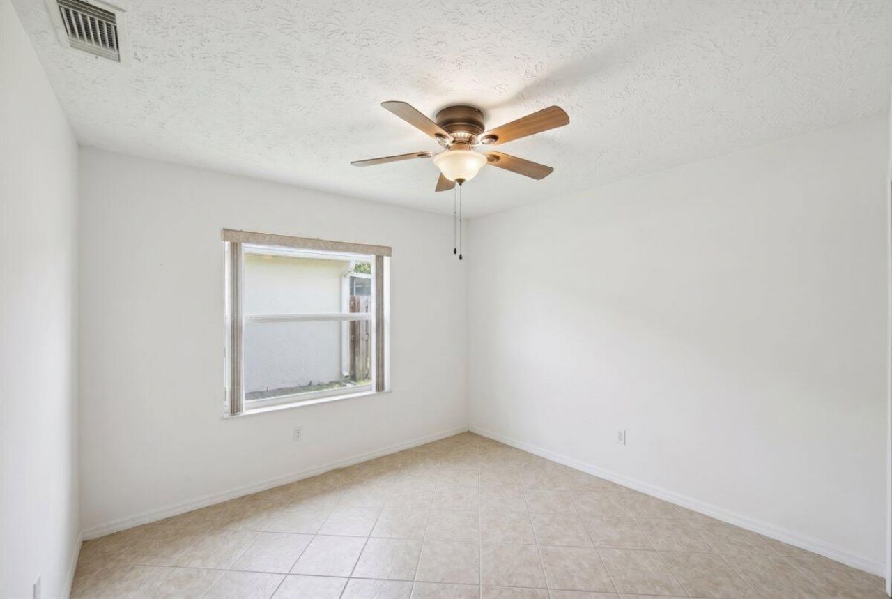 6144 Alexandria Circle, Fort Pierce, FL 34982 Photo