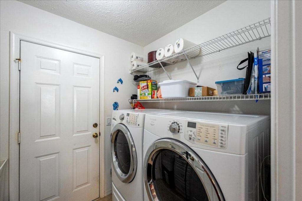 6144 Alexandria Circle, Fort Pierce, FL 34982 Photo