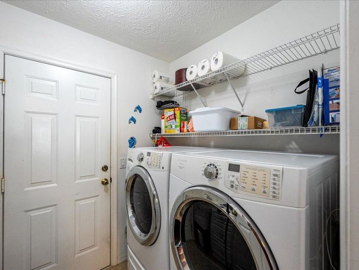 6144 Alexandria Circle, Fort Pierce, FL 34982