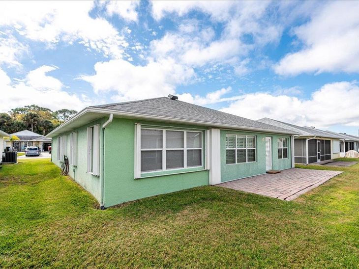 6144 Alexandria Circle, Fort Pierce, FL 34982