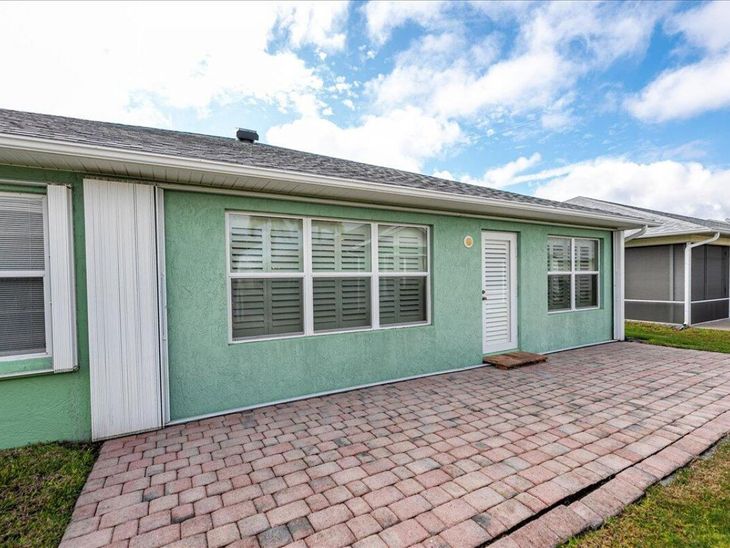 6144 Alexandria Circle, Fort Pierce, FL 34982