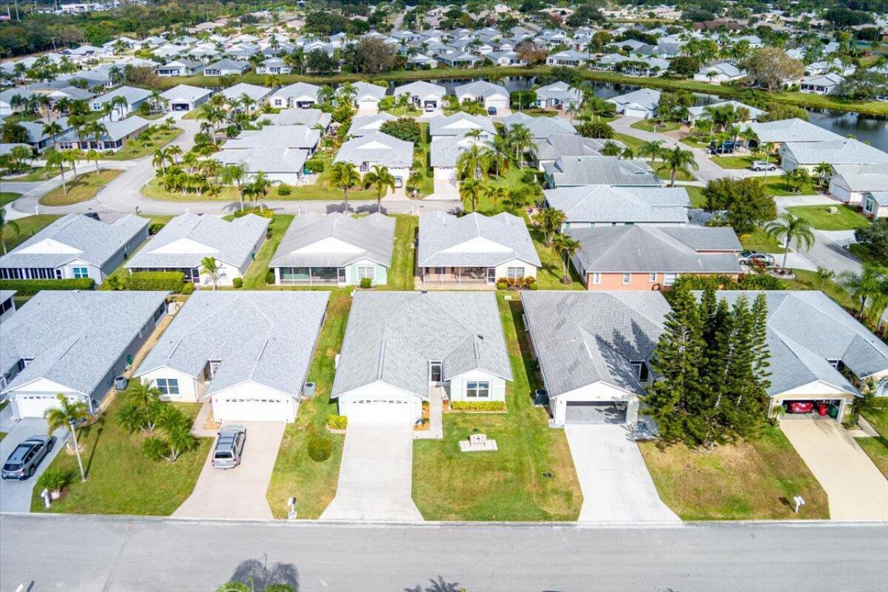 6144 Alexandria Circle, Fort Pierce, FL 34982 Photo