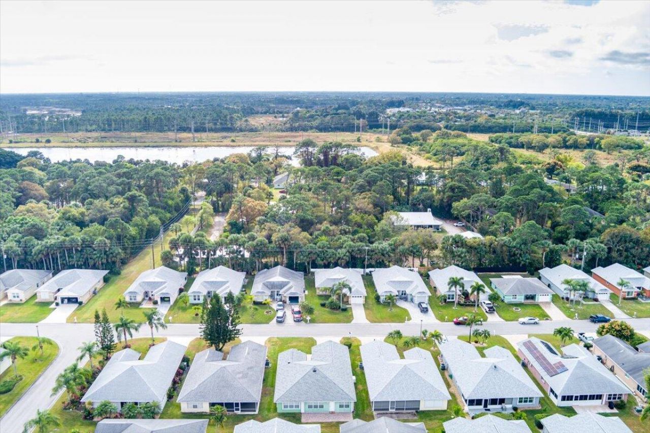 6144 Alexandria Circle, Fort Pierce, FL 34982 Photo