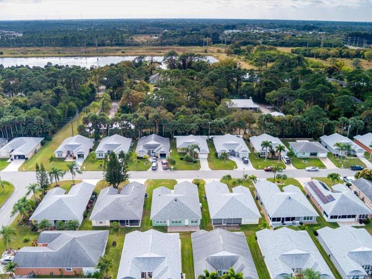 6144 Alexandria Circle, Fort Pierce, FL 34982