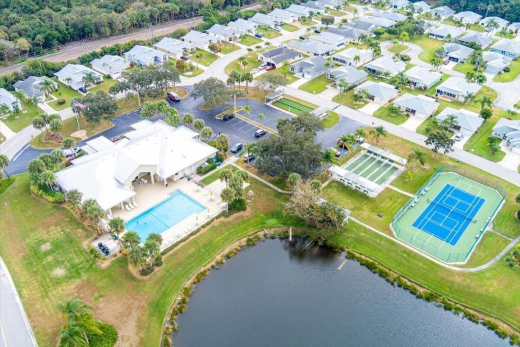 6144 Alexandria Circle, Fort Pierce, FL 34982 Photo