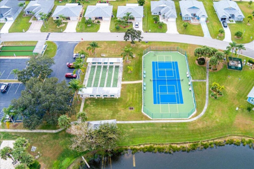 6144 Alexandria Circle, Fort Pierce, FL 34982 Photo
