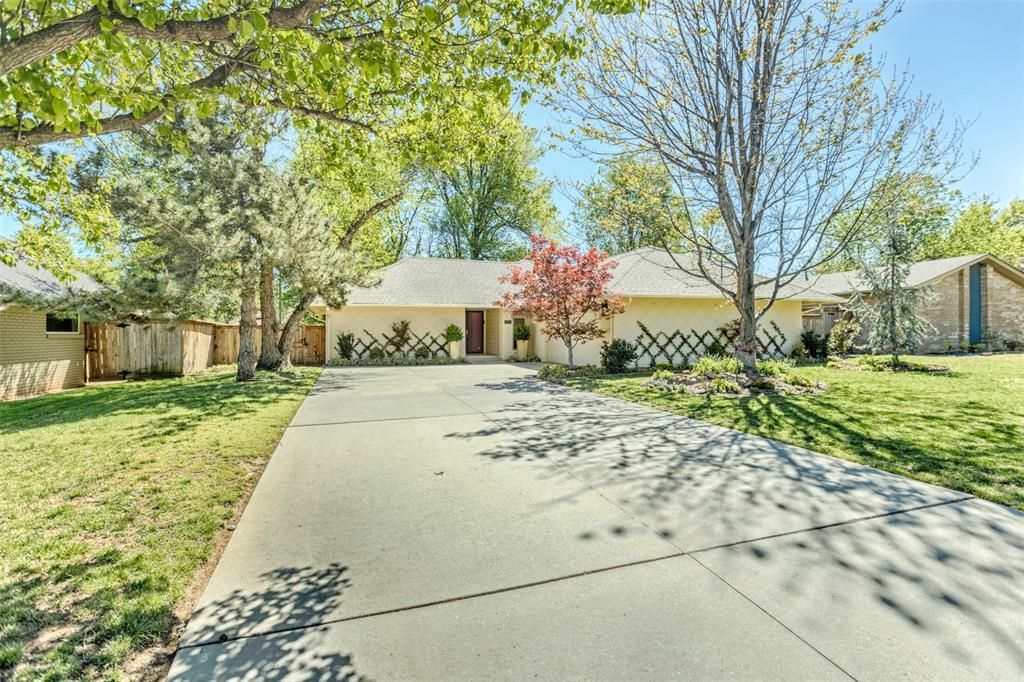1100 Westchester Drive, Oklahoma City, OK 73114 Main Photo