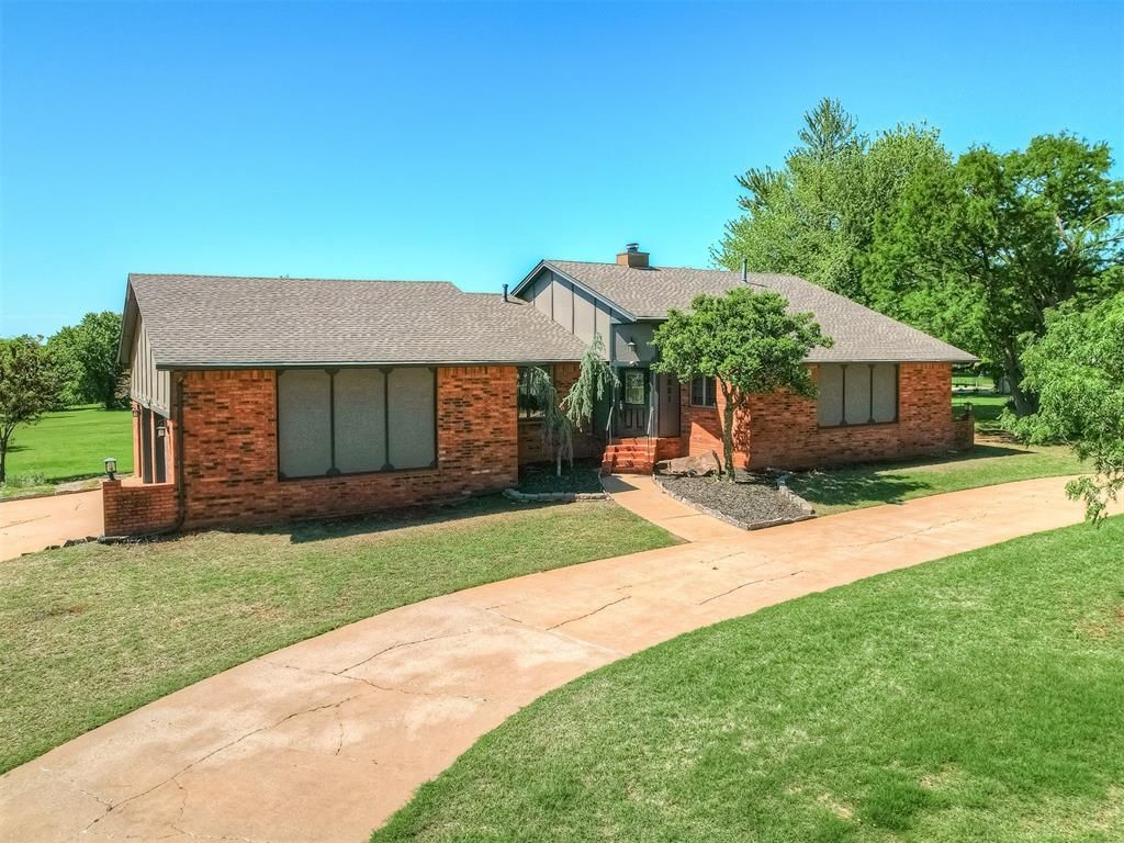 1221 Mockingbird Lane, Guthrie, OK 73044 Main Photo