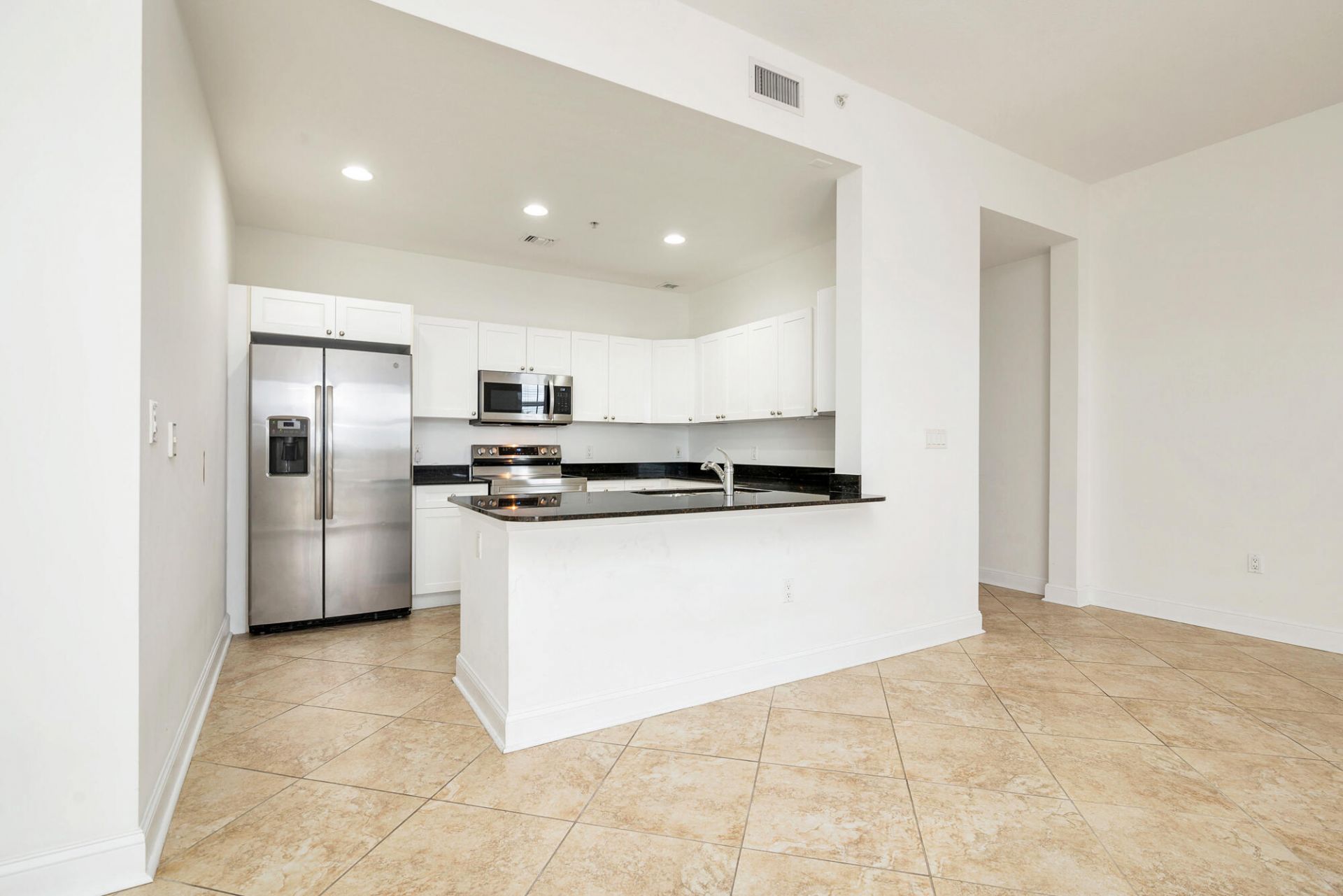 3960 N Flagler Drive, Unit 305, West Palm Beach, FL 33407 Photo