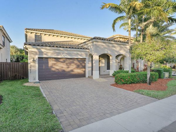 3841 E Aspen Leaf Drive, Boynton Beach, FL 33436