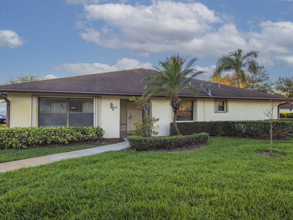 1607 Laurel Leaf Lane, Fort Pierce, FL 34950