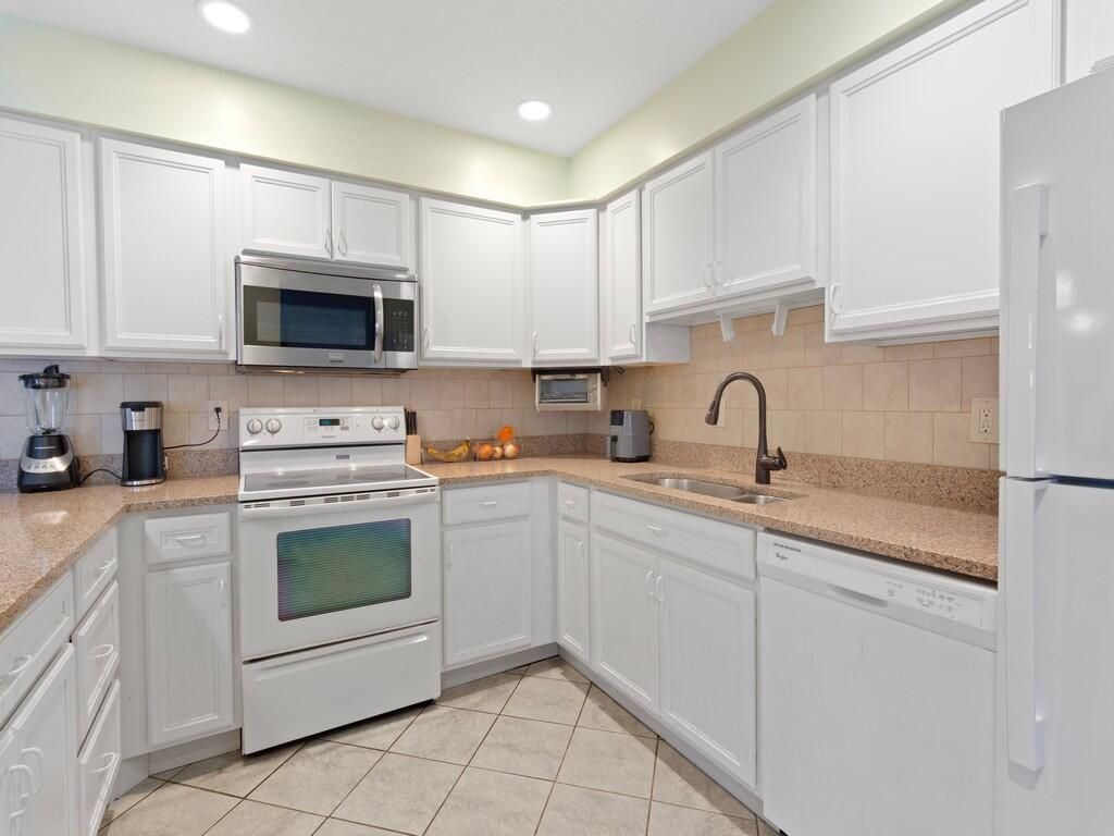 1607 Laurel Leaf Lane, Fort Pierce, FL 34950 Photo