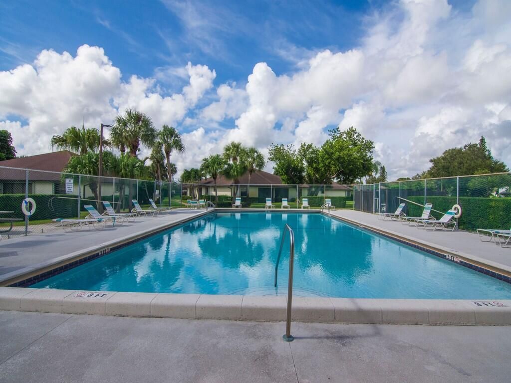 1607 Laurel Leaf Lane, Fort Pierce, FL 34950 Photo