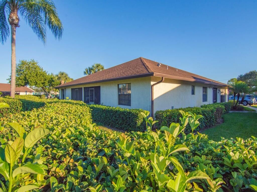 1607 Laurel Leaf Lane, Fort Pierce, FL 34950 Photo