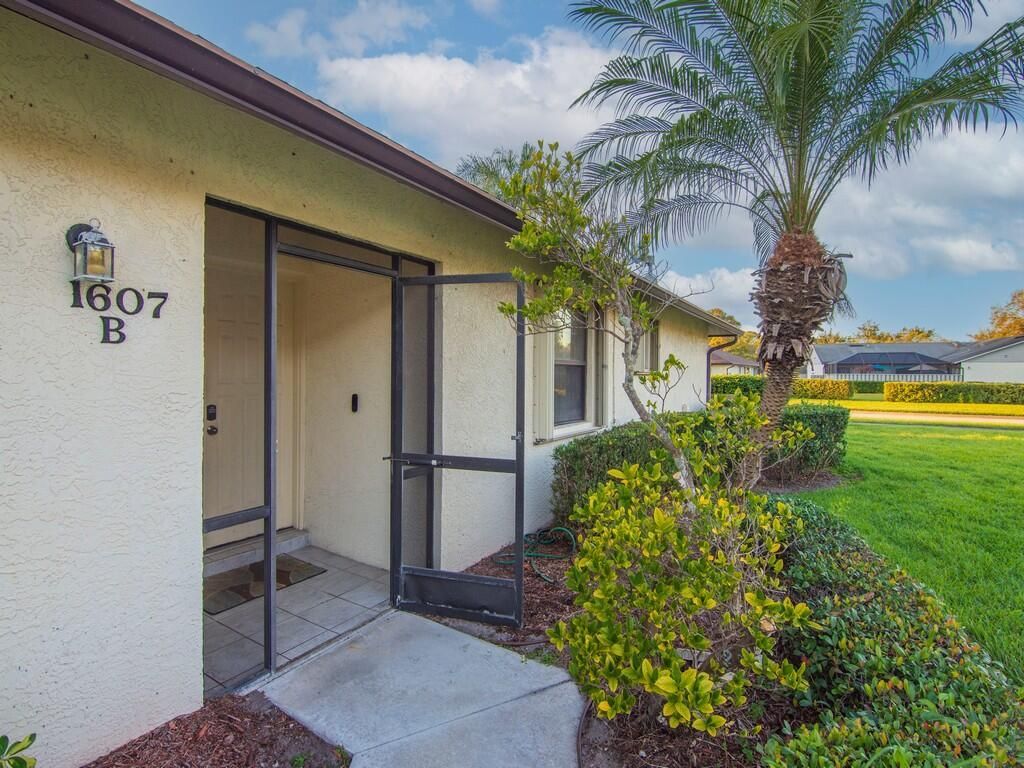 1607 Laurel Leaf Lane, Fort Pierce, FL 34950 Photo