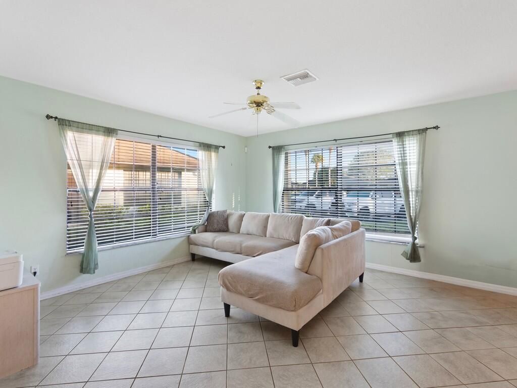 1607 Laurel Leaf Lane, Fort Pierce, FL 34950 Photo