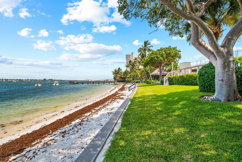 5600 N Flagler Drive, Unit 310, West Palm Beach, FL 33407 Photo