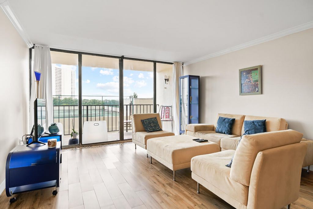 5600 N Flagler Drive, Unit 310, West Palm Beach, FL 33407 Photo