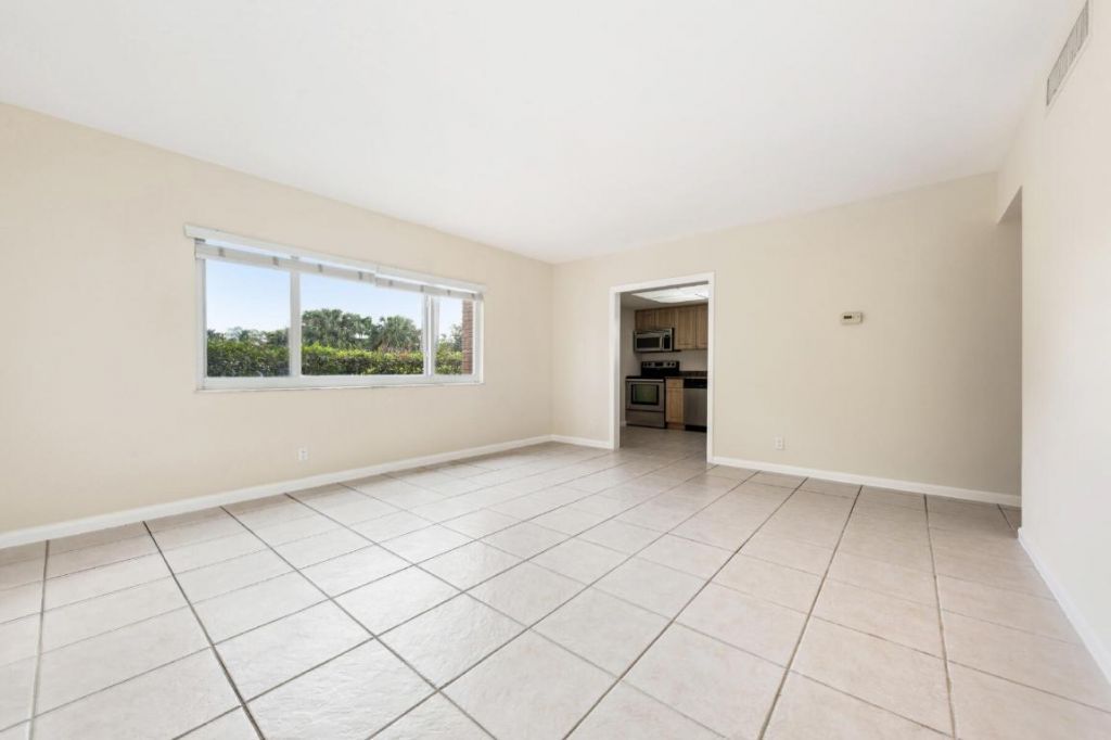 1000 NE 9th Avenue, Unit 1, Delray Beach, FL 33483 Photo