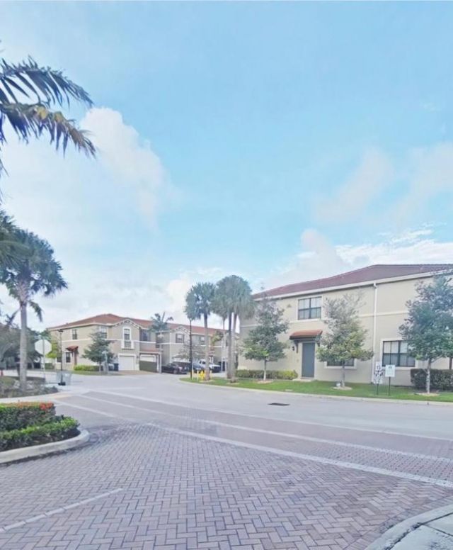 1087 NW 33rd Manor, Pompano Beach, FL 33064 Photo