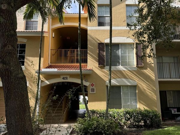 4151 San Marino Boulevard, Unit 308, West Palm Beach, FL 33409