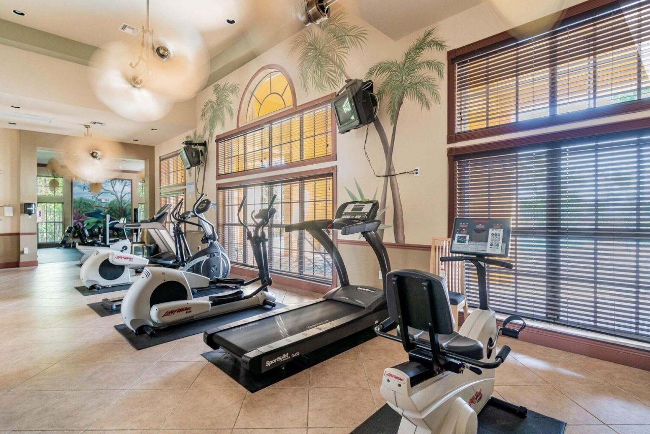 1000 Scotia Drive, Unit 302, Hypoluxo, FL 33462 Photo