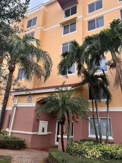 1000 Scotia Drive, Unit 302, Hypoluxo, FL 33462 Photo